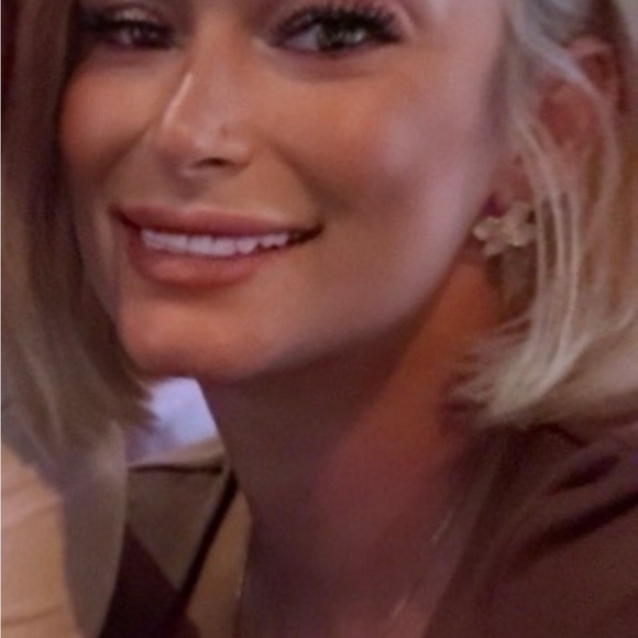 Meet your Posher, Anneliese - Picture 4 of 16